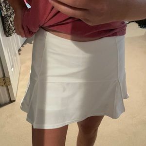 White Nike tennis skirt